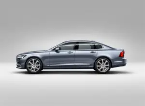 Volvo S90 - interni ed esterni