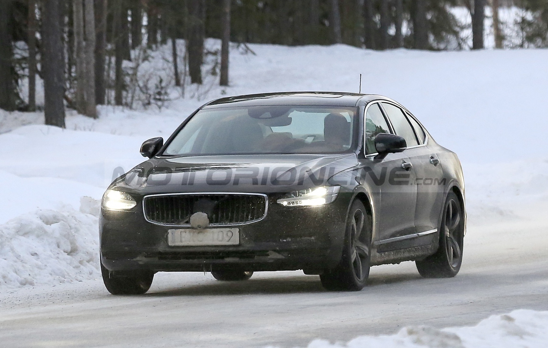 Volvo S90, V90 e V90 Cross Country 2020 - Foto spia 10-12-2019