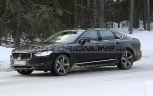 Volvo S90, V90 e V90 Cross Country 2020 - Foto spia 10-12-2019 - 5