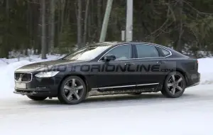 Volvo S90, V90 e V90 Cross Country 2020 - Foto spia 10-12-2019 - 6