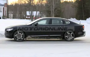 Volvo S90, V90 e V90 Cross Country 2020 - Foto spia 10-12-2019 - 7