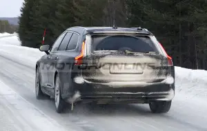 Volvo S90, V90 e V90 Cross Country 2020 - Foto spia 10-12-2019 - 23