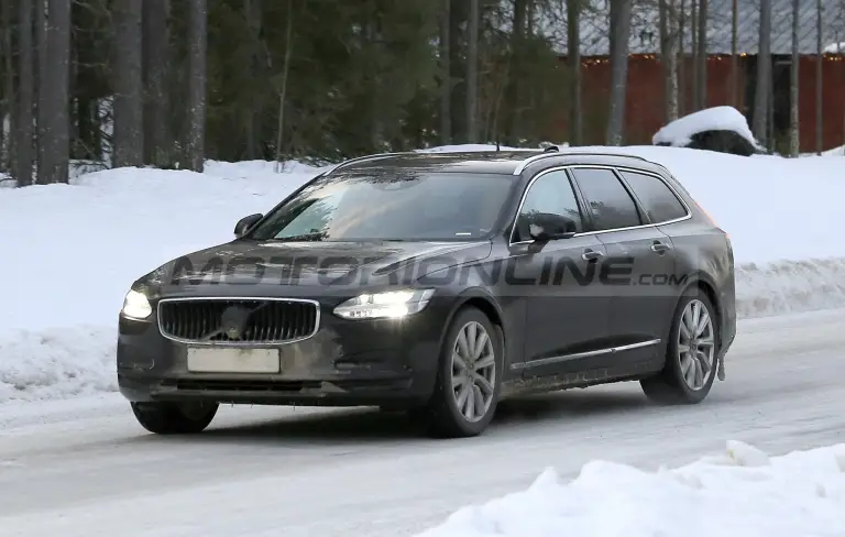Volvo S90, V90 e V90 Cross Country 2020 - Foto spia 10-12-2019 - 16