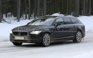 Volvo S90, V90 e V90 Cross Country 2020 - Foto spia 10-12-2019 - 17