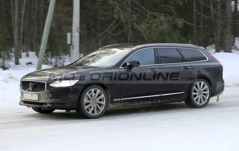 Volvo S90, V90 e V90 Cross Country 2020 - Foto spia 10-12-2019 - 18