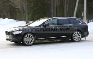 Volvo S90, V90 e V90 Cross Country 2020 - Foto spia 10-12-2019 - 19