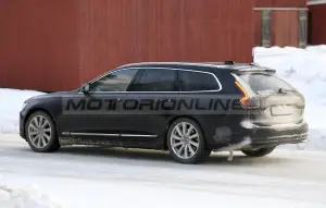 Volvo S90, V90 e V90 Cross Country 2020 - Foto spia 10-12-2019 - 21