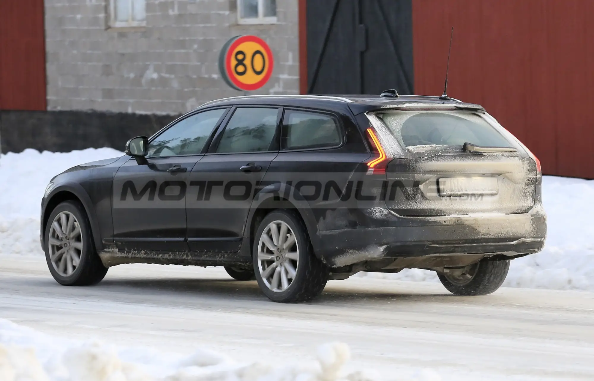 Volvo S90, V90 e V90 Cross Country 2020 - Foto spia 10-12-2019 - 35
