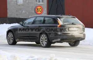 Volvo S90, V90 e V90 Cross Country 2020 - Foto spia 10-12-2019 - 35