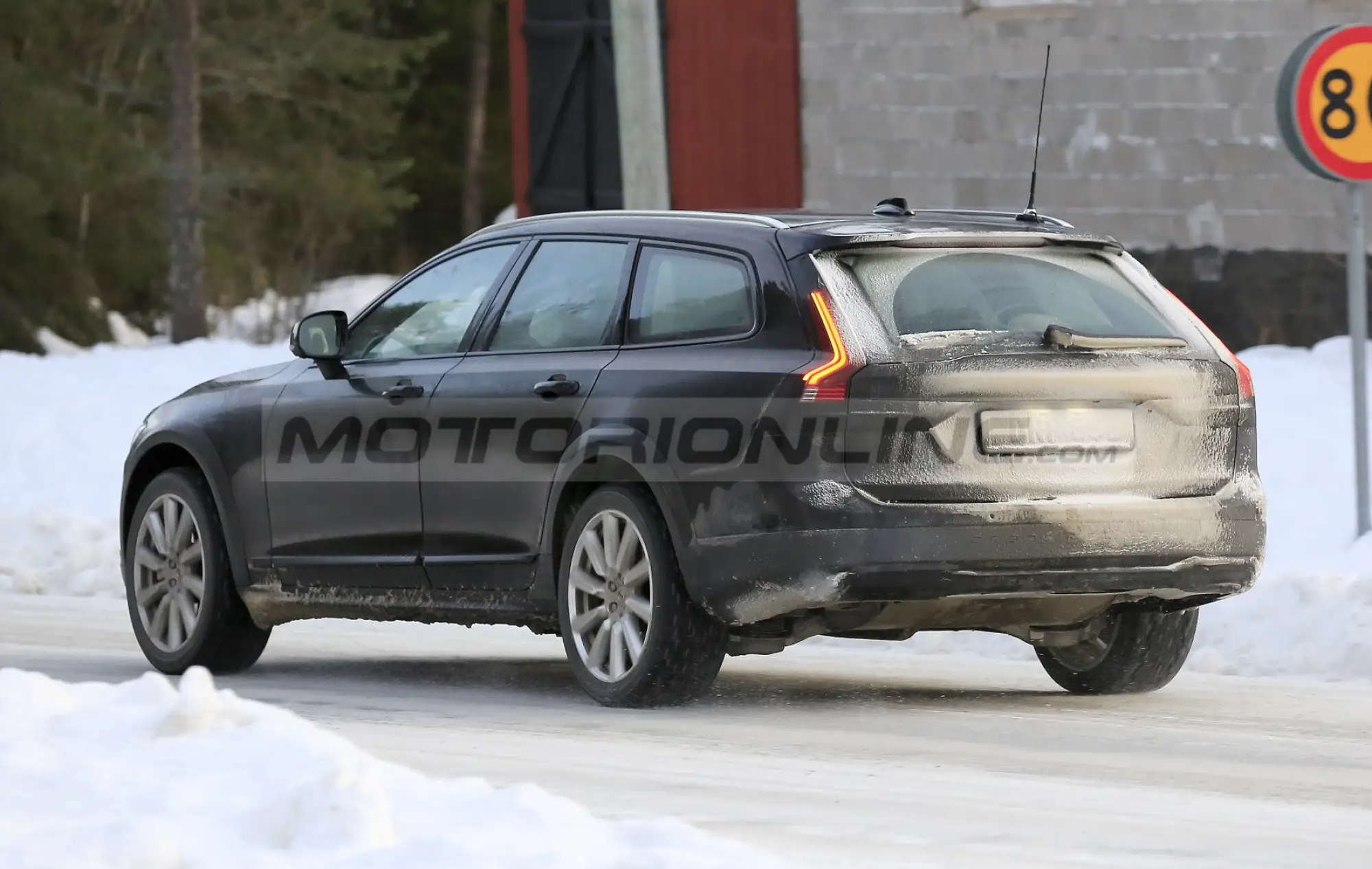 Volvo S90, V90 e V90 Cross Country 2020 - Foto spia 10-12-2019 - 36