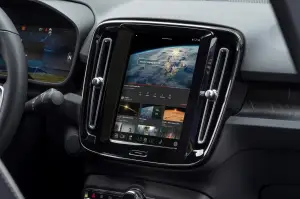 Volvo sistema di infotainment - Foto