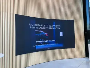 Volvo stazione Ultrafast Porta Nuova - Milano - 16