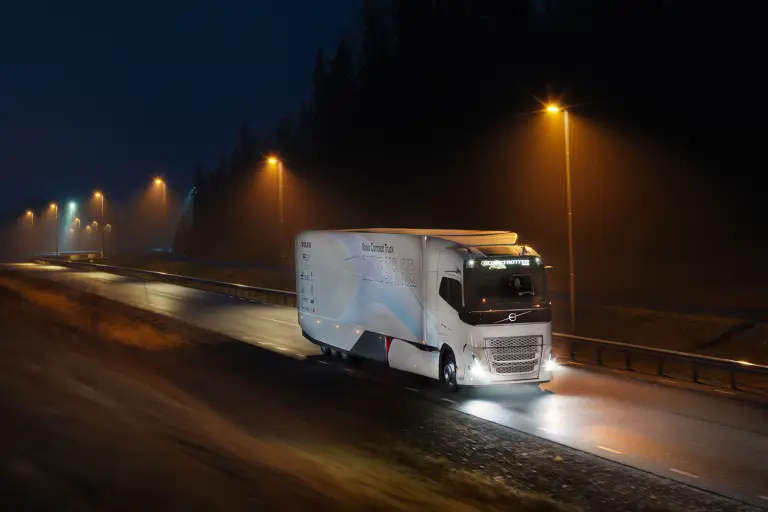 Volvo Truck Concept Hybrid - 4