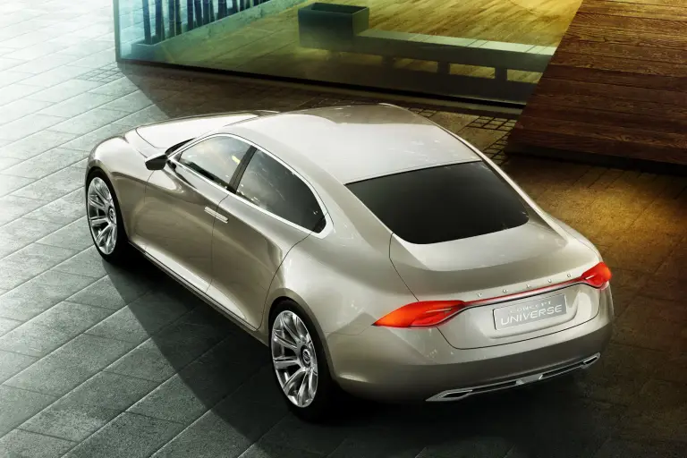 Volvo Universe Concept - 5