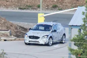 Volvo V30 spy - 11