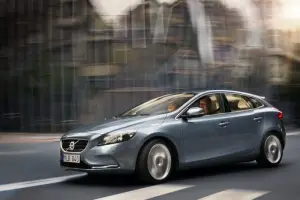 Volvo V40 2012 immagini