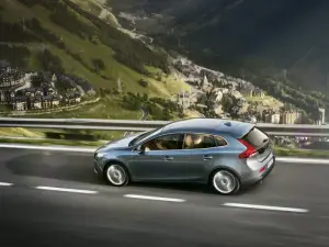 Volvo V40 2012 immagini - 11