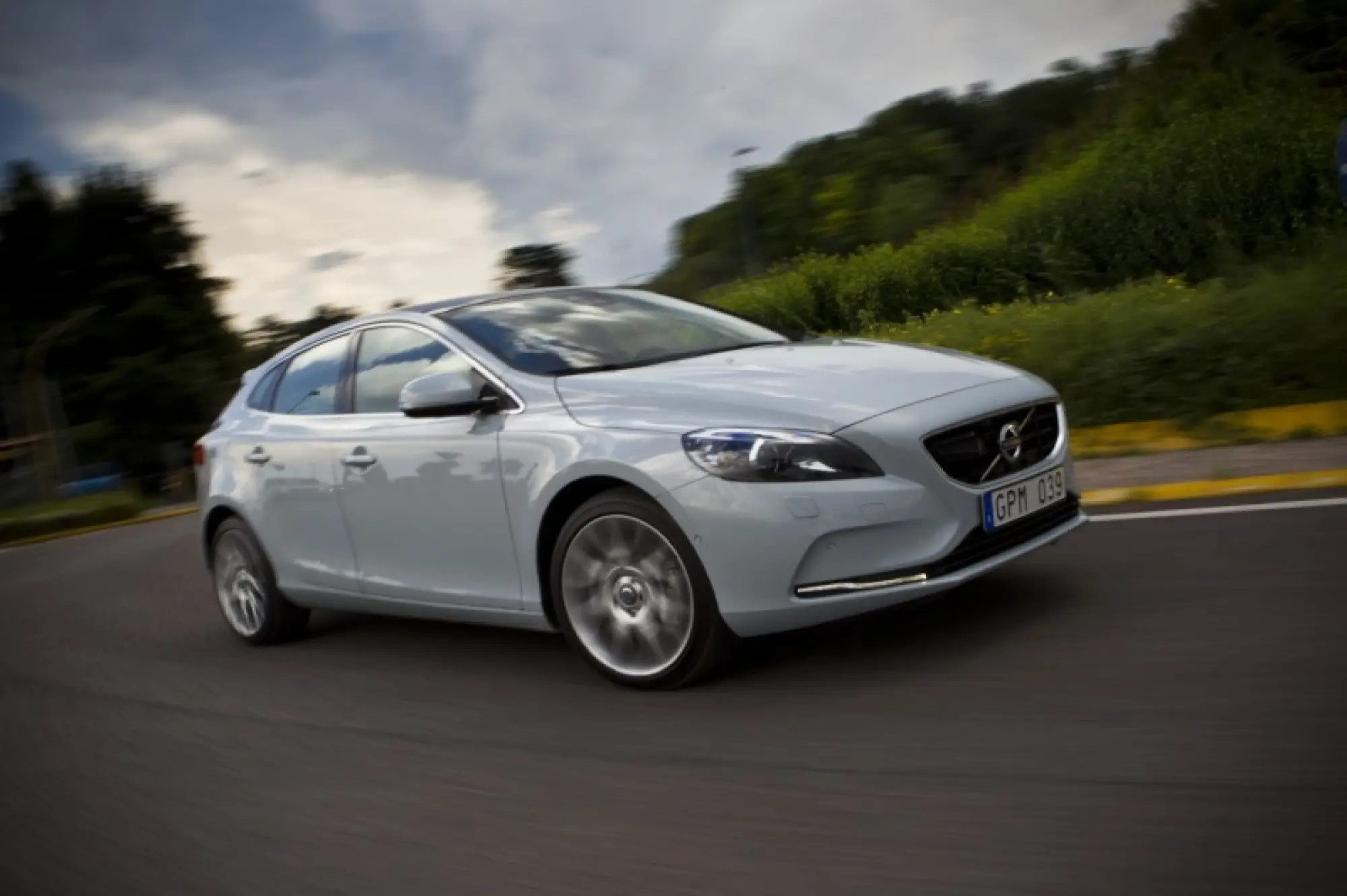 Volvo V40 2012 nuove immagini - 11