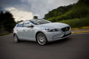 Volvo V40 2012 nuove immagini