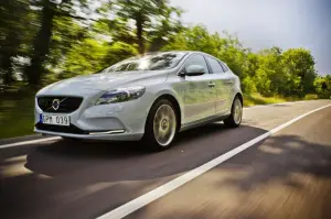 Volvo V40 2012 nuove immagini - 34