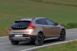 Volvo V40 Cross Country 2013