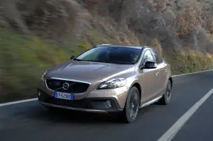 Volvo V40 Cross Country 2013