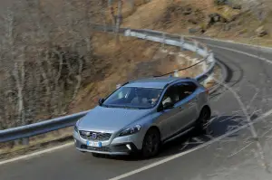 Volvo V40 Cross Country 2013 - 26