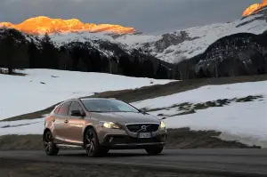 Volvo V40 Cross Country 2013