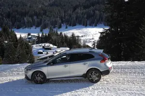 Volvo V40 Cross Country 2013