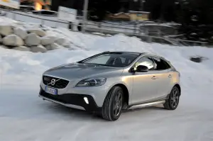 Volvo V40 Cross Country 2013