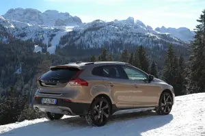 Volvo V40 Cross Country 2013