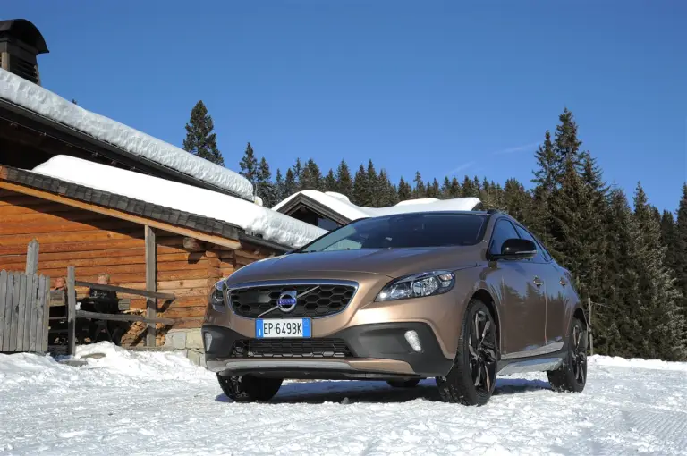 Volvo V40 Cross Country 2013 - 54