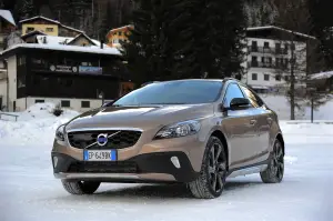 Volvo V40 Cross Country 2013