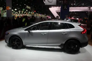 Volvo V40 Cross Country - Salone di Parigi 2012