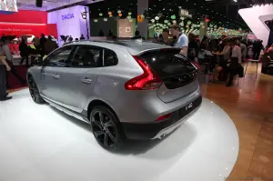 Volvo V40 Cross Country - Salone di Parigi 2012 - 7