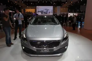 Volvo V40 Cross Country - Salone di Parigi 2012 - 9