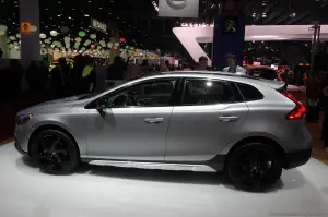 Volvo V40 Cross Country - Salone di Parigi 2012