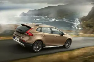 Volvo V40 Cross Country - 5