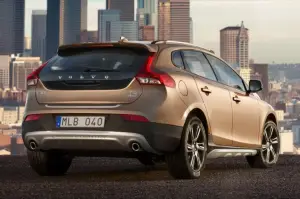 Volvo V40 Cross Country - 6