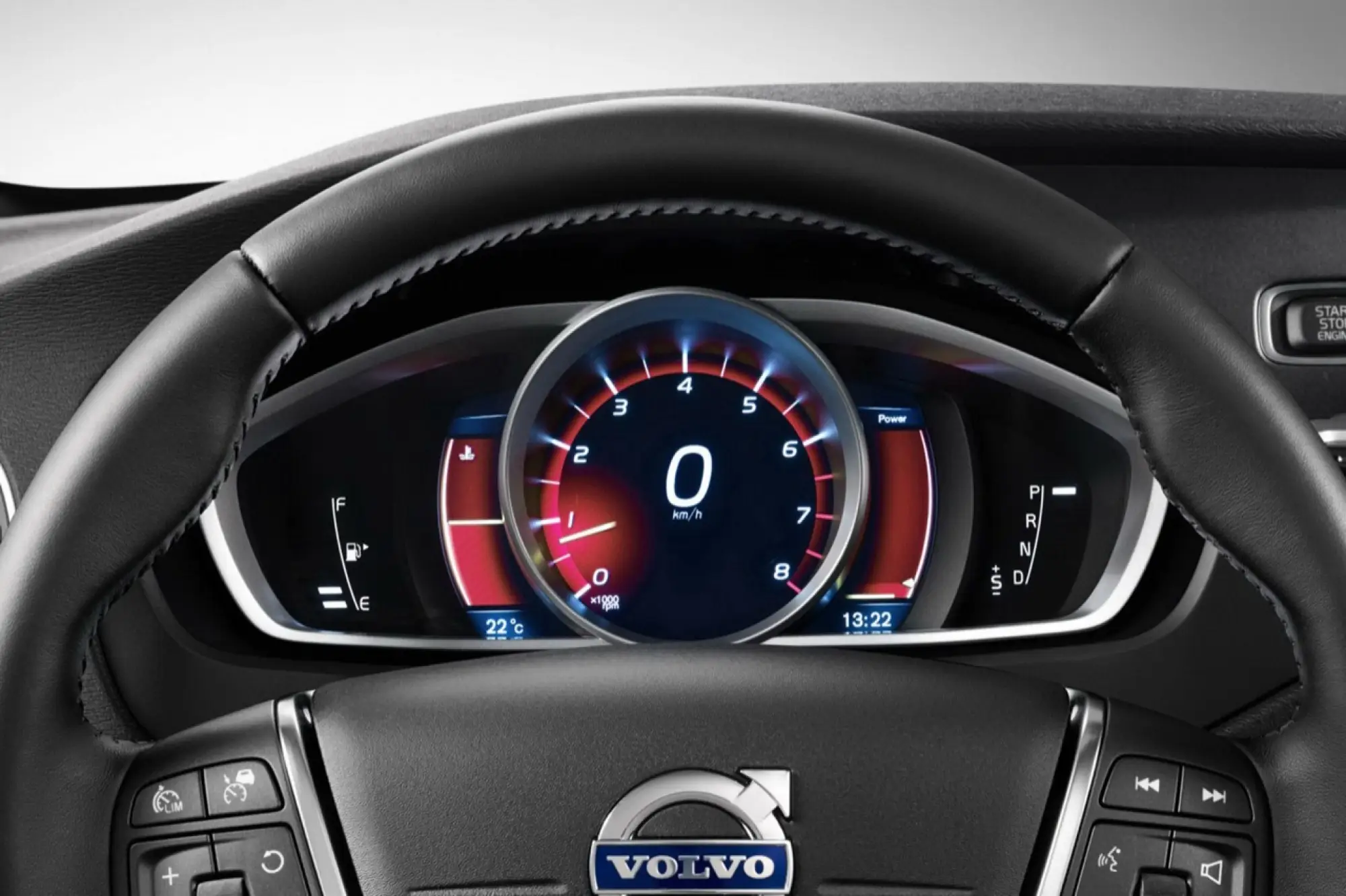 Volvo V40 Cross Country - 14