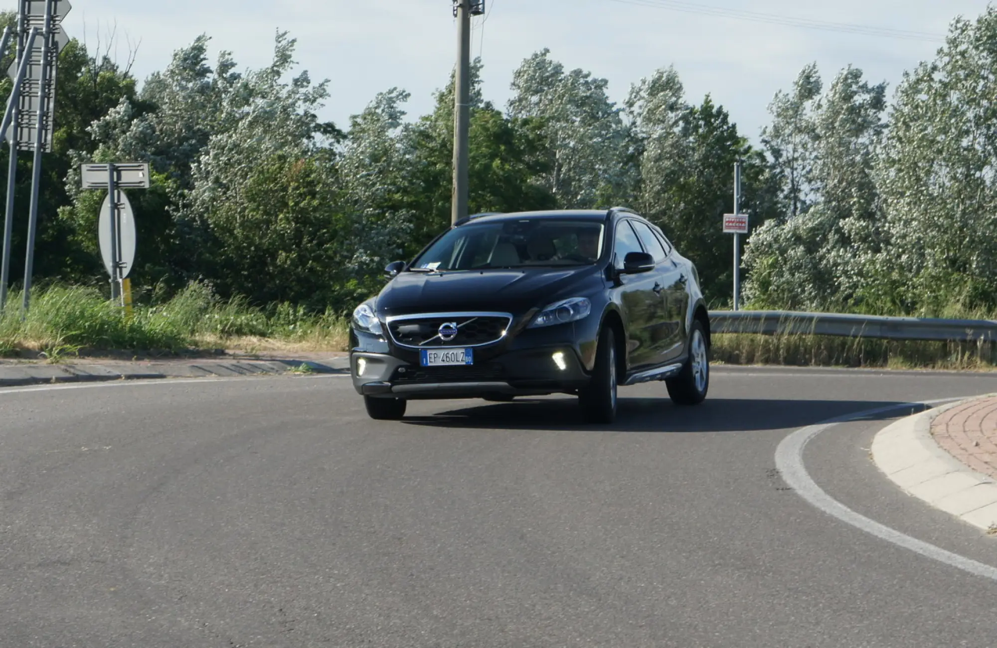 Volvo V40 Crosscountry D4 - Prova su strada - 10