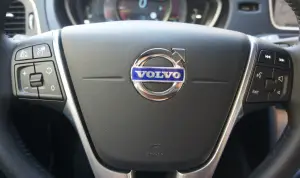 Volvo V40 Crosscountry D4 - Prova su strada