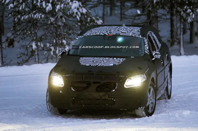 Volvo V40 - Foto spia 20-12-2011 - 7