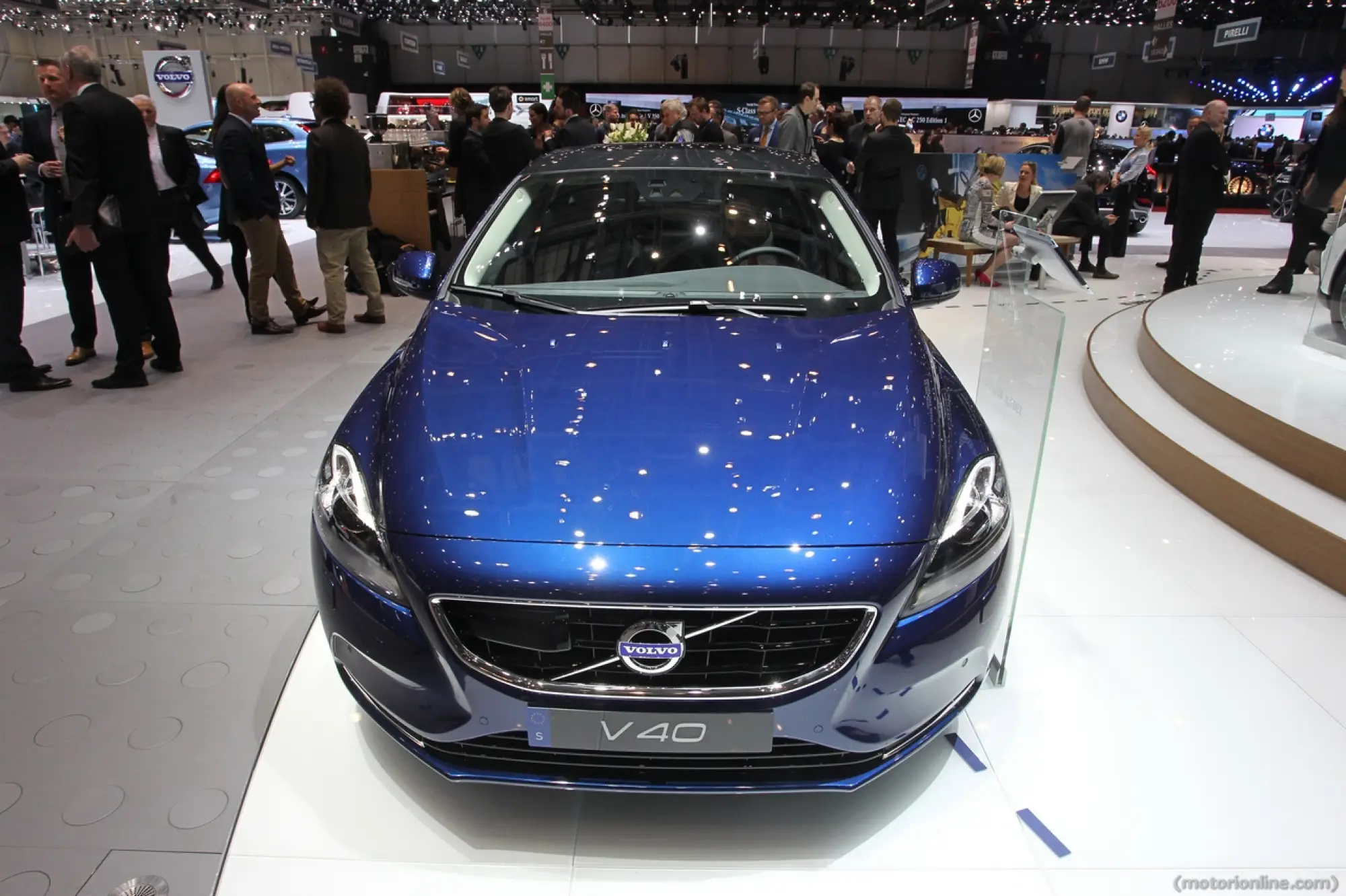 VOLVO V40 OCEAN RACE EDITION - Salone di Ginevra 2014 - 1
