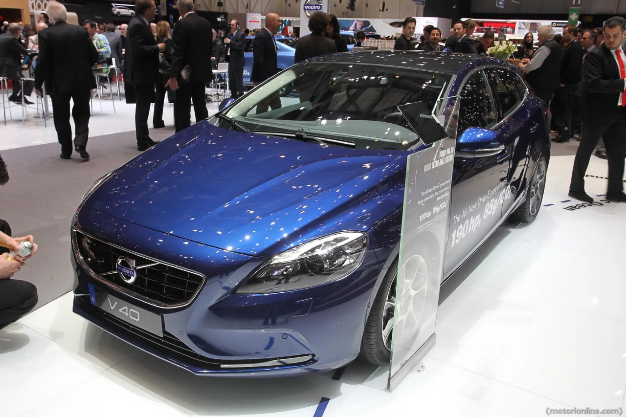 VOLVO V40 OCEAN RACE EDITION - Salone di Ginevra 2014 - 2