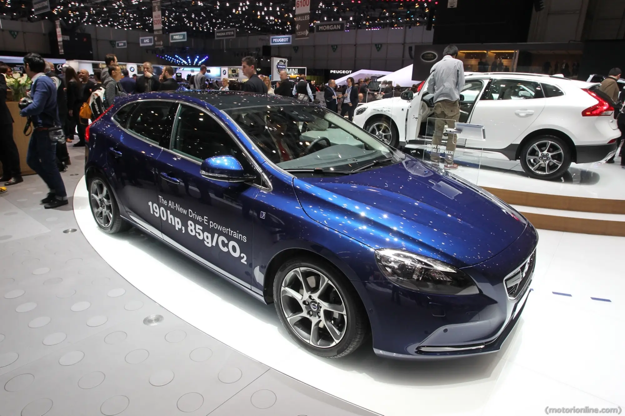 VOLVO V40 OCEAN RACE EDITION - Salone di Ginevra 2014 - 4