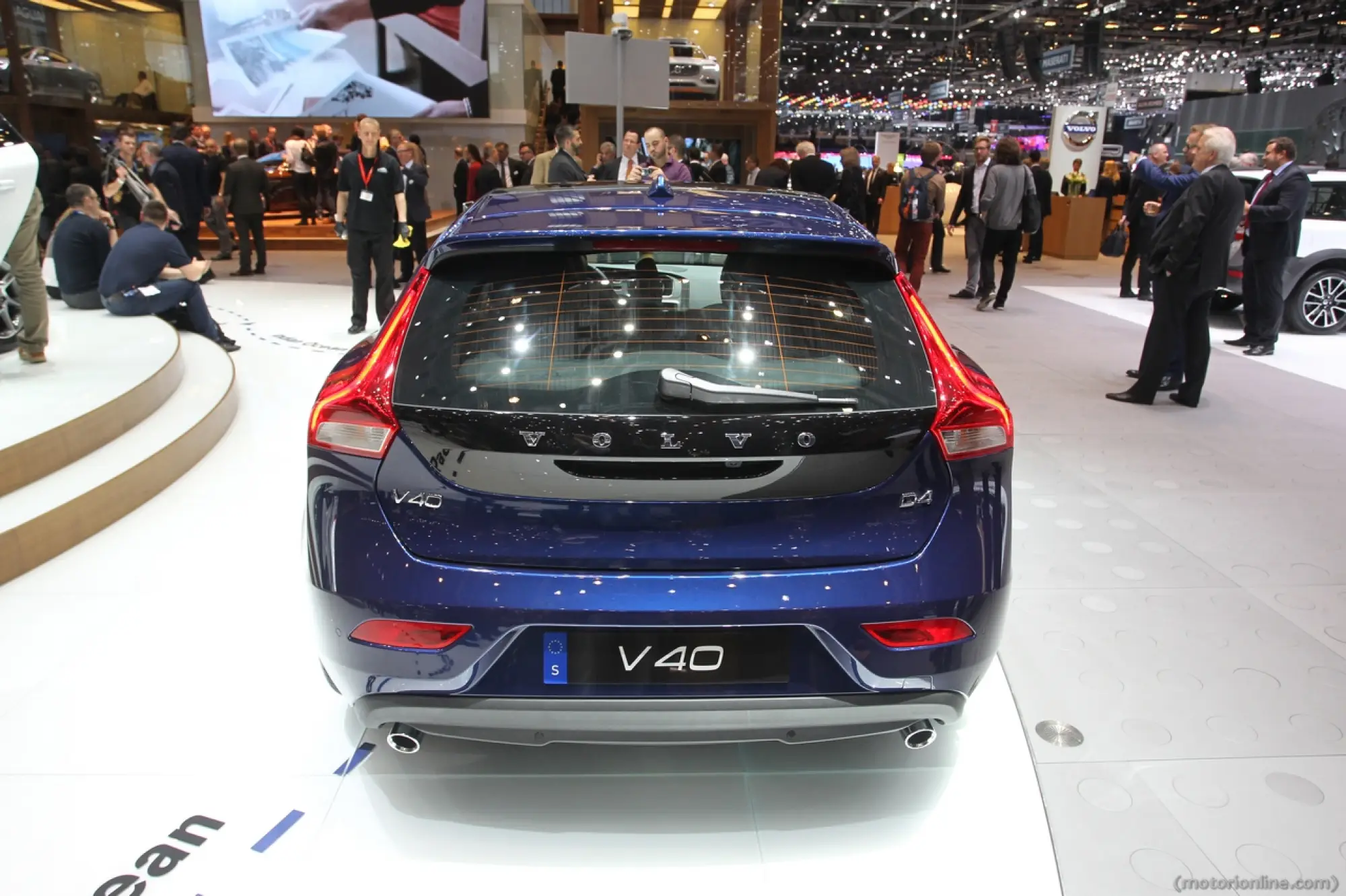 VOLVO V40 OCEAN RACE EDITION - Salone di Ginevra 2014 - 6