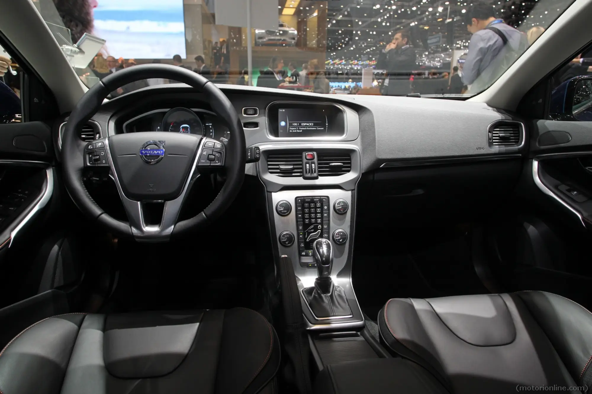 VOLVO V40 OCEAN RACE EDITION - Salone di Ginevra 2014 - 7