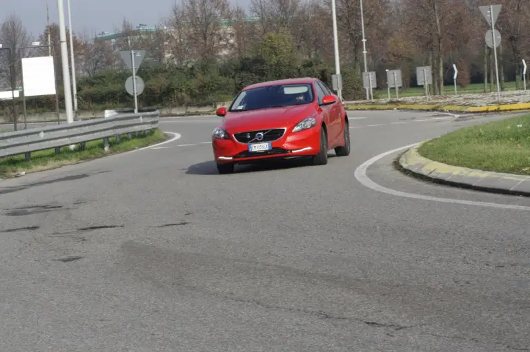 Volvo V40 - Prova su strada - 22