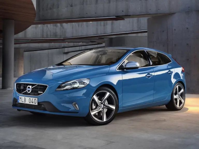 Volvo V40 R-Design - 7